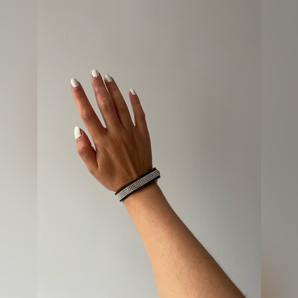 Elegant bracelet